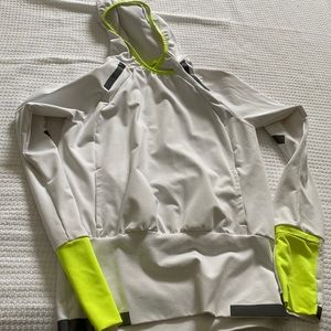Brooks Reflective Running Jacket